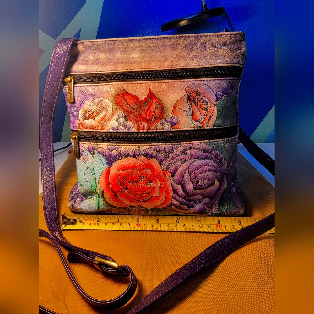 Anuschka Crossbody - Lush Lilac